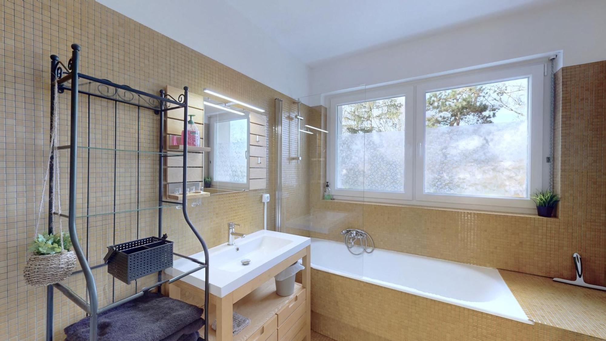 Les Beaux Arts - Prive 65 M2- Terrasse Et Parking Couvert - Wifi * Metz