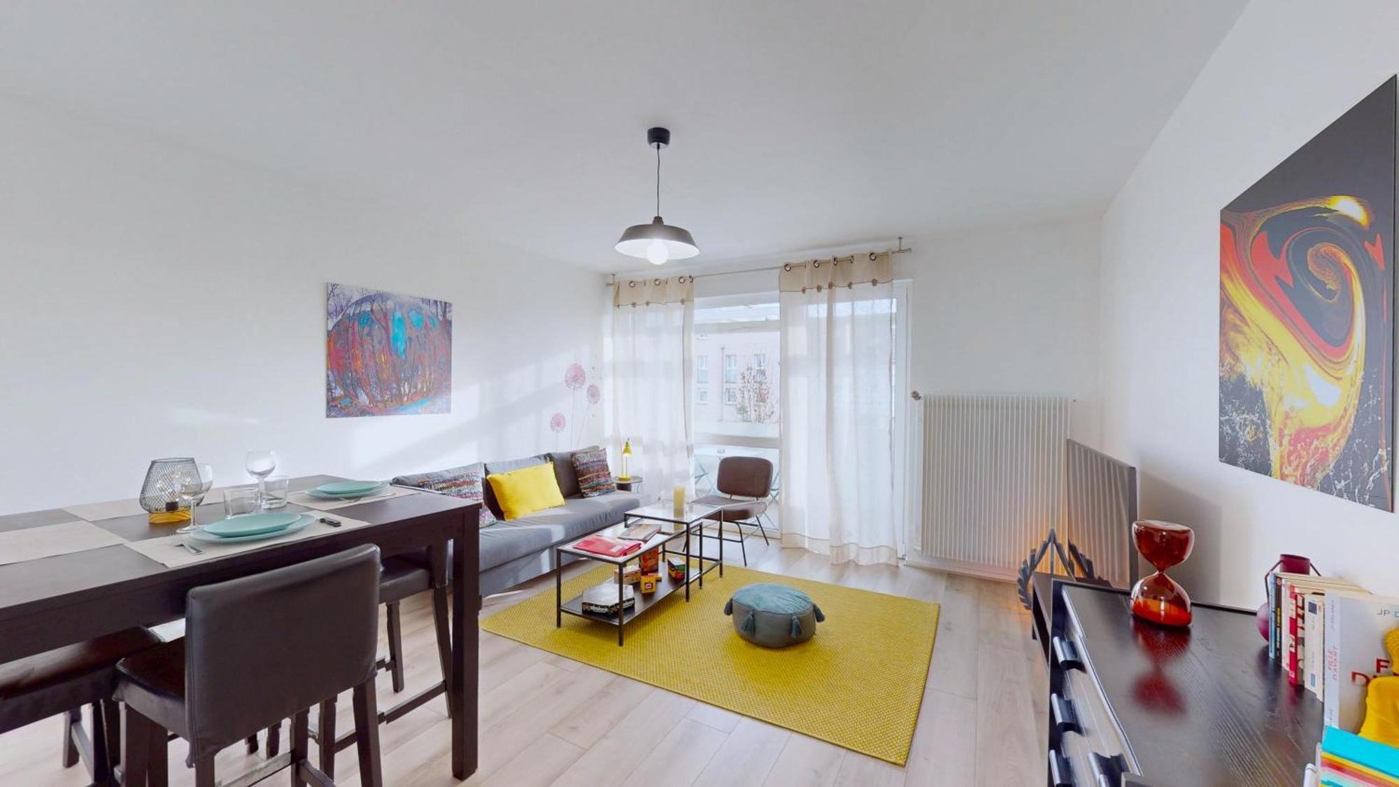 Appartement Les Beaux Arts - Prive 65 M2- Terrasse Et Parking Couvert - Wifi Metz